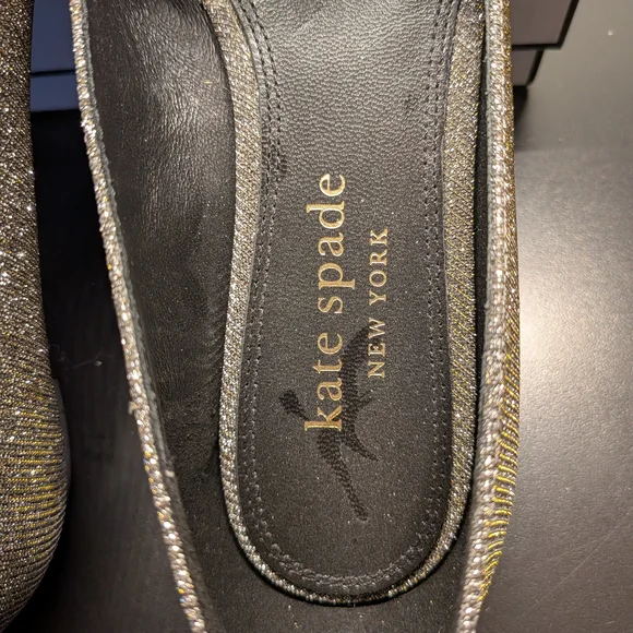 kate spade Women's Gold Flats with Pom Pom | US 6 - Picture 4 of 6